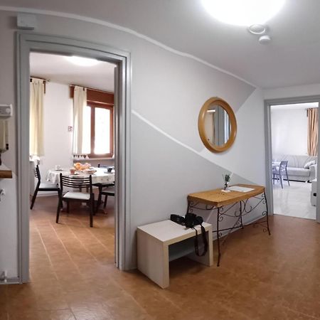 B&B Al Vittoriale Da Maja การ์โดเน ริเวียรา ภายนอก รูปภาพ
