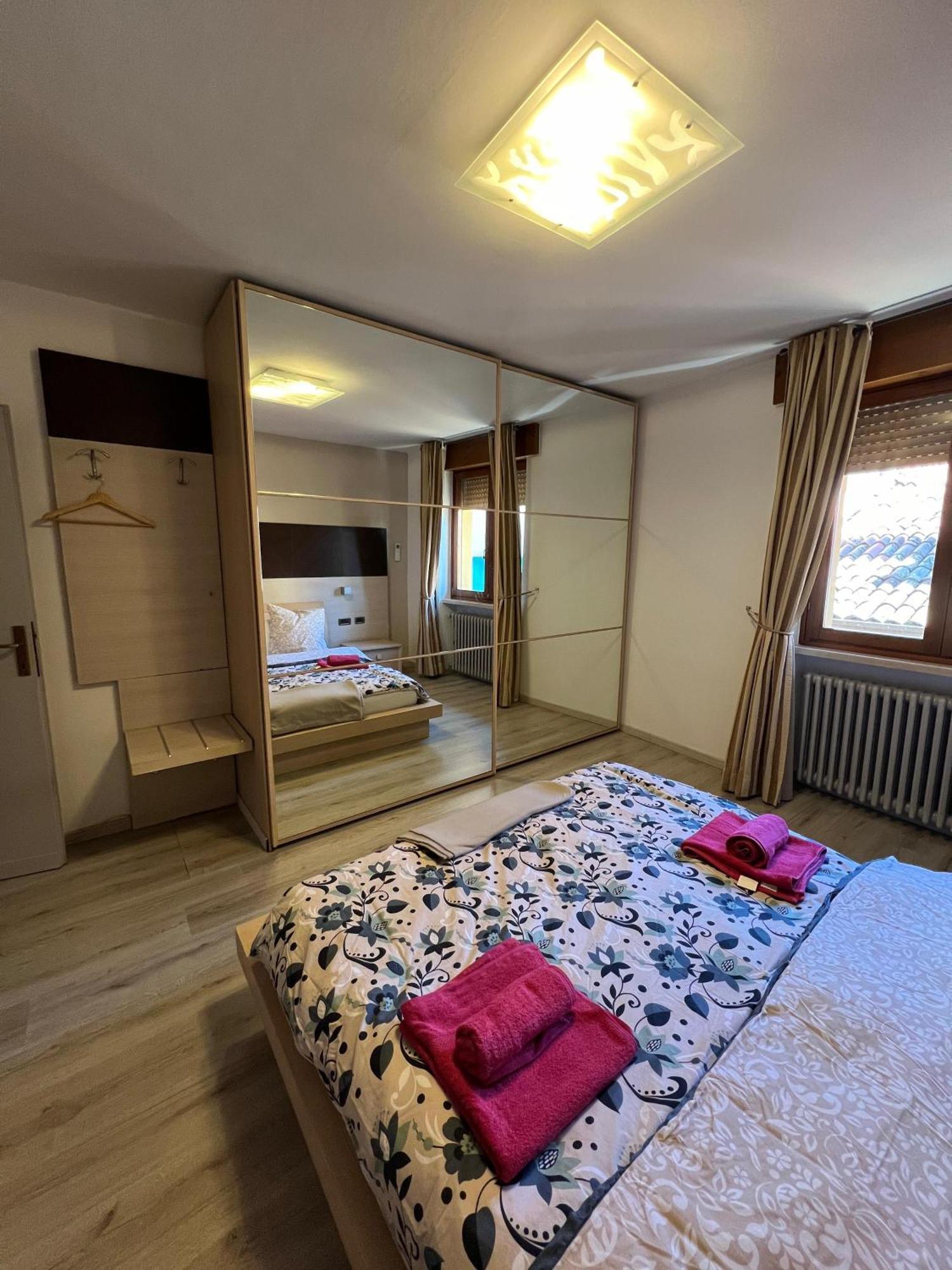 B&B Al Vittoriale Da Maja การ์โดเน ริเวียรา ภายนอก รูปภาพ