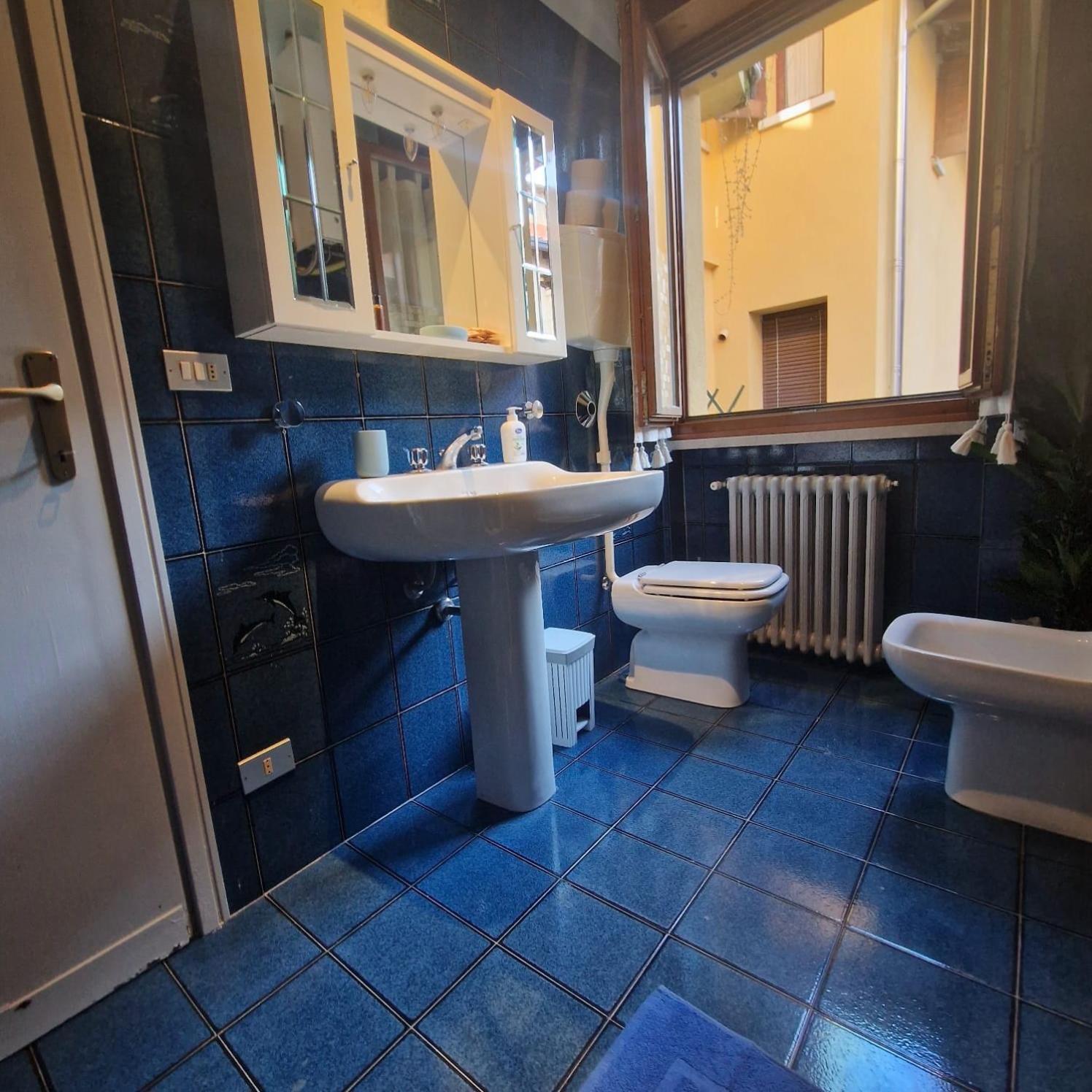 B&B Al Vittoriale Da Maja การ์โดเน ริเวียรา ภายนอก รูปภาพ