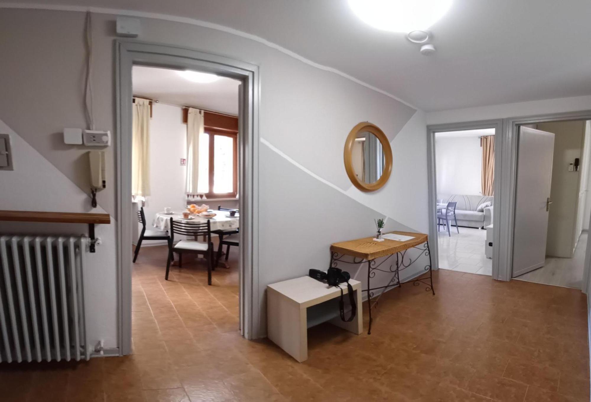 B&B Al Vittoriale Da Maja การ์โดเน ริเวียรา ภายนอก รูปภาพ