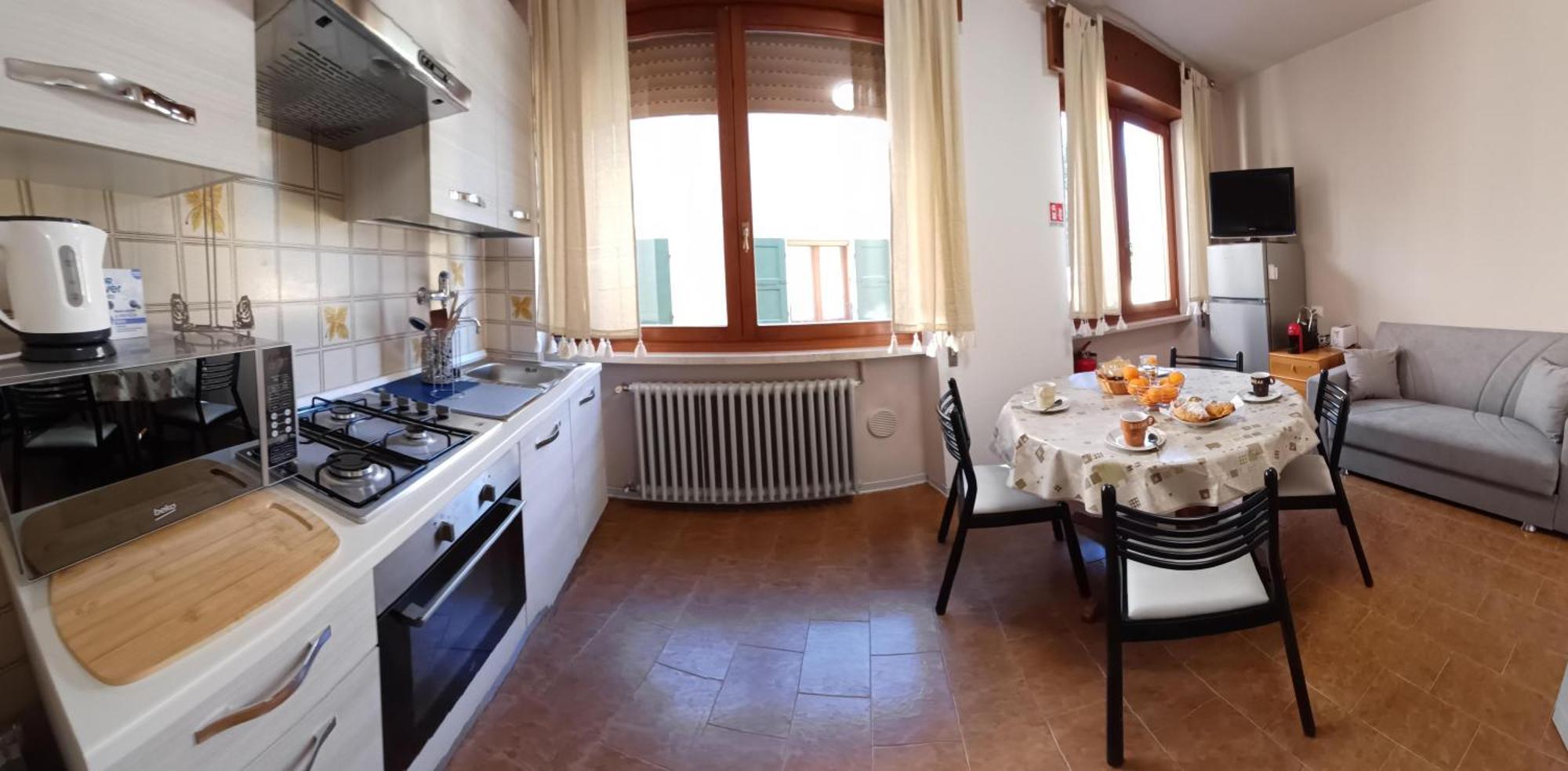 B&B Al Vittoriale Da Maja การ์โดเน ริเวียรา ภายนอก รูปภาพ