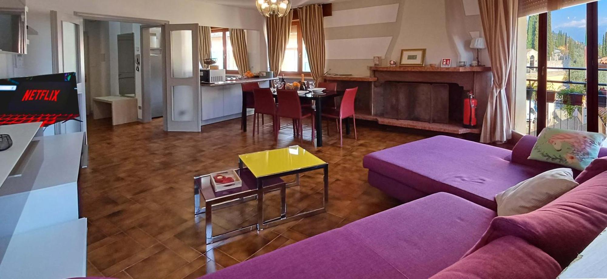 B&B Al Vittoriale Da Maja การ์โดเน ริเวียรา ภายนอก รูปภาพ