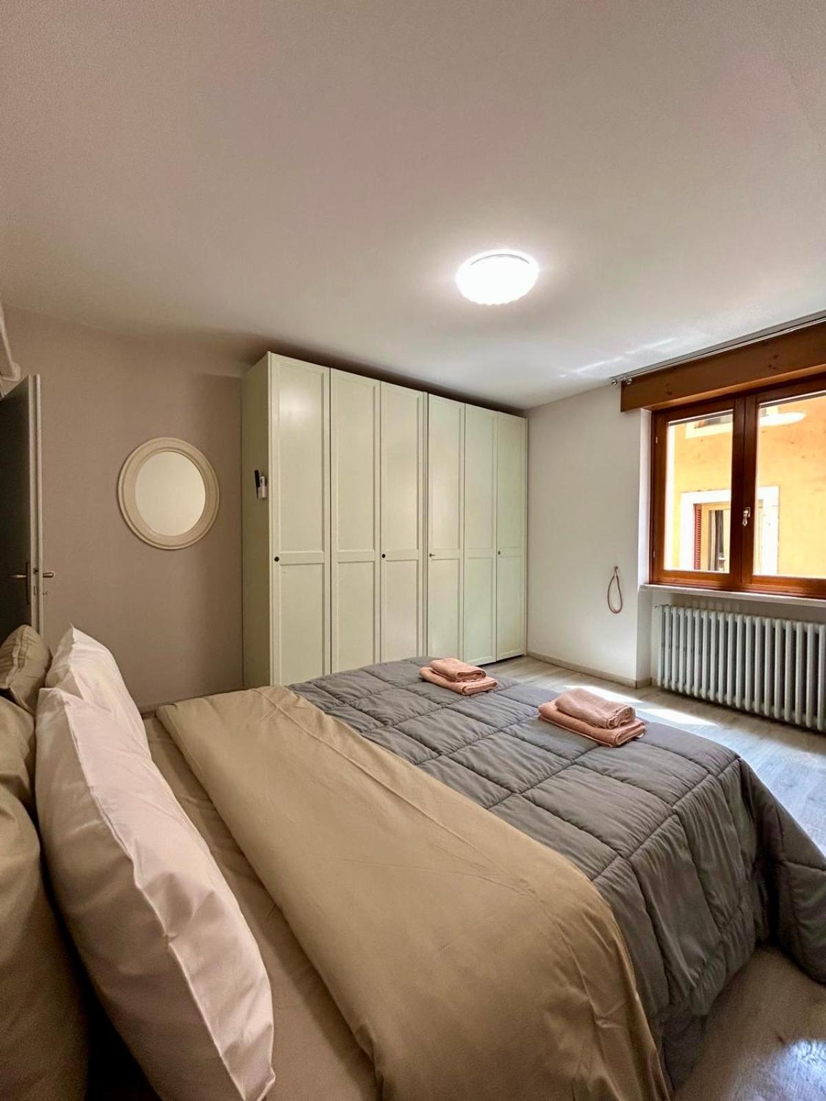 B&B Al Vittoriale Da Maja การ์โดเน ริเวียรา ภายนอก รูปภาพ