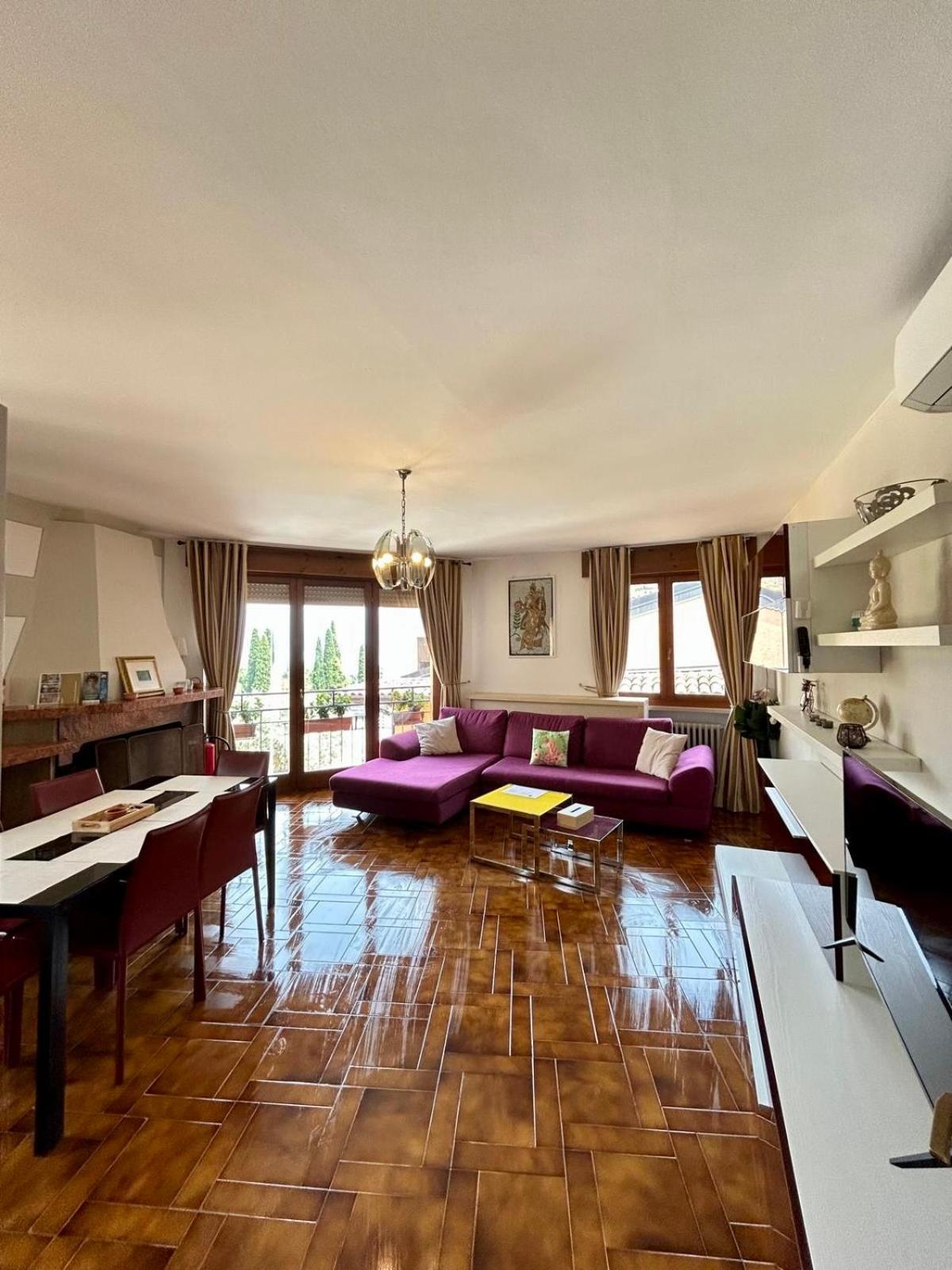 B&B Al Vittoriale Da Maja การ์โดเน ริเวียรา ภายนอก รูปภาพ